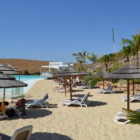 Al-1103 - - Alcazaba Lagoon אסטפונה