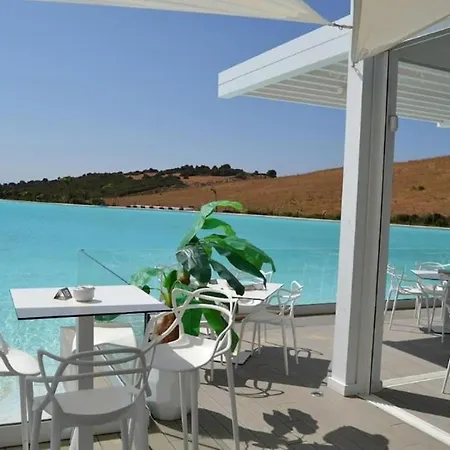 Al-1103 - - Alcazaba Lagoon אסטפונה