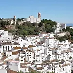 Al-1103 - - Alcazaba Lagoon Apartment Estepona