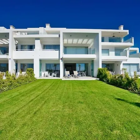 Al-1103 - - Alcazaba Lagoon Apartment *