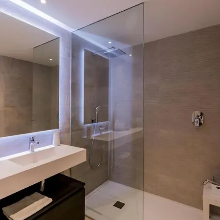 Al-1103 - - Alcazaba Lagoon Estepona