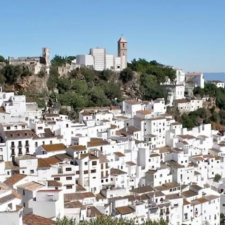 Al-1103 - - Alcazaba Lagoon Apartment Estepona