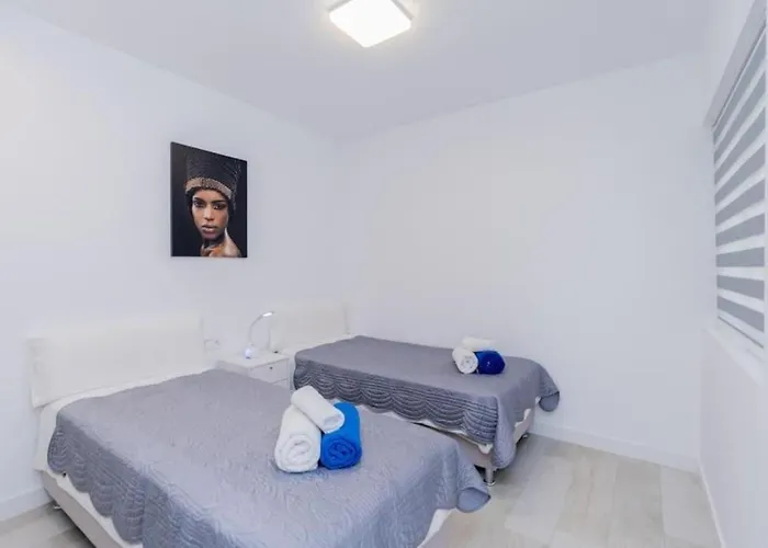 Al-1103 - - Alcazaba Lagoon 에스테포나